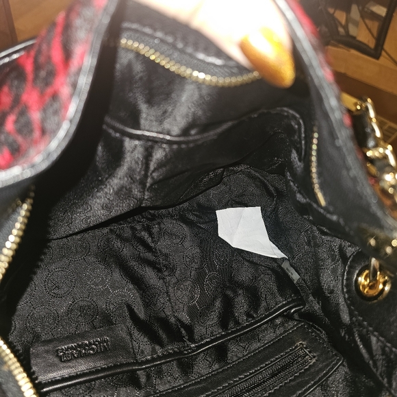 Michael Kors Red and Black Leopard Print Calf-Hair Shoulder/Hand Bag - Picture 6 of 8